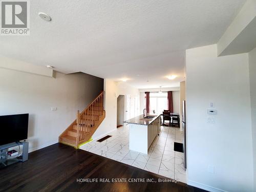 63 Holder Drive, Brantford, ON - Indoor Photo Showing Other Room