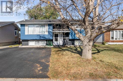 1620 Hastings Street, Moose Jaw, SK - Outdoor