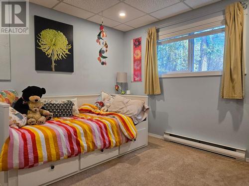 1425 13Th  Avenue, Invermere, BC - Indoor Photo Showing Bedroom