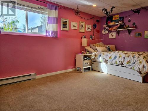 1425 13Th  Avenue, Invermere, BC - Indoor Photo Showing Bedroom