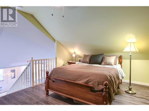 5709 Bridesville Townsite Road, Rock Creek, BC - Indoor Photo Showing Bedroom