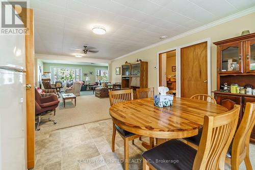 86 Woodland Trail, Galway-Cavendish And Harvey, ON - Indoor Photo Showing Dining Room