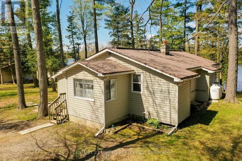 86 Woodland Trail, Galway-Cavendish And Harvey, ON - Outdoor