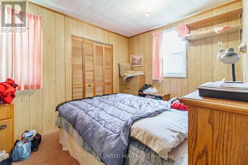 86 Woodland Trail, Galway-Cavendish And Harvey, ON - Indoor Photo Showing Bedroom