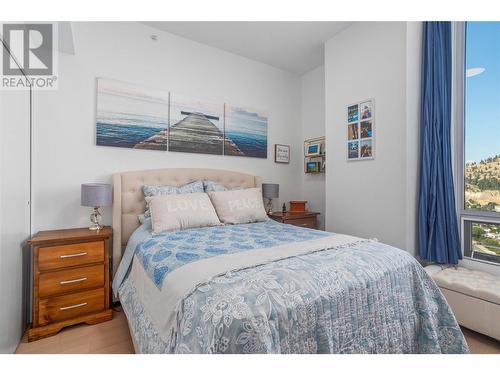 1181 Sunset Drive Unit# 2507, Kelowna, BC - Indoor Photo Showing Bedroom