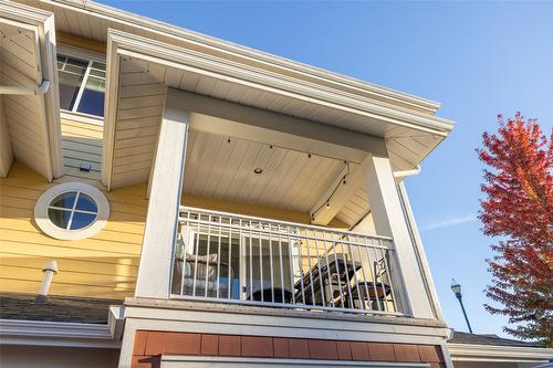 21-433 Mccarren Avenue, Kelowna, BC - Outdoor With Exterior