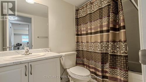 131 - 1081 Danforth Road, Toronto, ON - Indoor Photo Showing Bathroom