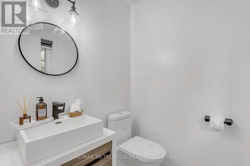 1028 Moorelands Crescent, Pickering, ON - Indoor Photo Showing Bathroom