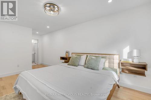 1028 Moorelands Crescent, Pickering, ON - Indoor Photo Showing Bedroom