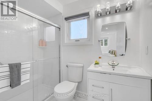 1028 Moorelands Crescent, Pickering, ON - Indoor Photo Showing Bathroom