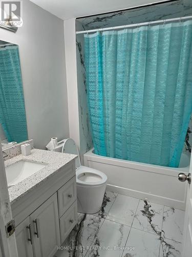 59 - 105 Hansen Road, Brampton, ON - Indoor Photo Showing Bathroom