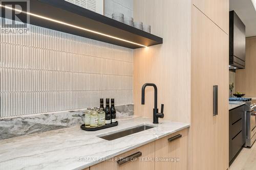 35 Botfield Avenue, Toronto, ON - Indoor Photo Showing Kitchen