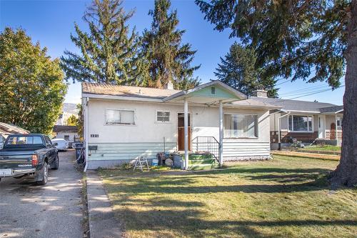 325 Sadler Road, Kelowna, BC - Outdoor