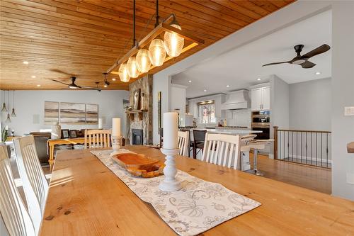 13824 Moberly Road, Lake Country, BC - Indoor Photo Showing Dining Room