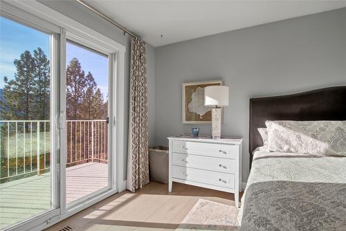 13824 Moberly Road, Lake Country, BC - Indoor Photo Showing Bedroom