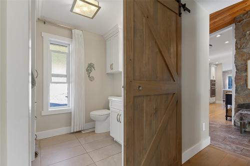 13824 Moberly Road, Lake Country, BC - Indoor Photo Showing Bathroom