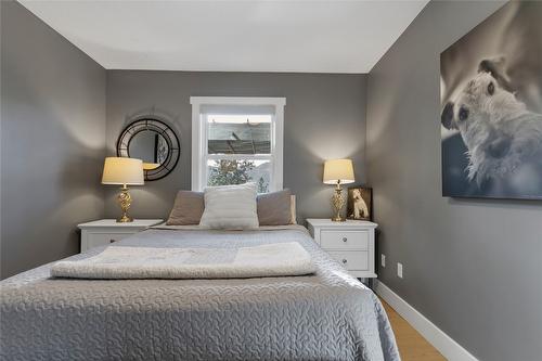 13824 Moberly Road, Lake Country, BC - Indoor Photo Showing Bedroom