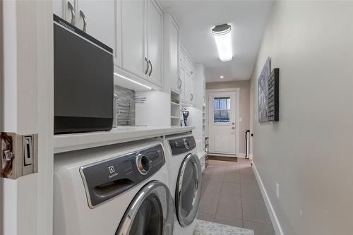 13824 Moberly Road, Lake Country, BC - Indoor Photo Showing Laundry Room