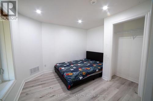 Bsmt - 584 Pinery Trail, Waterloo, ON - Indoor Photo Showing Bedroom