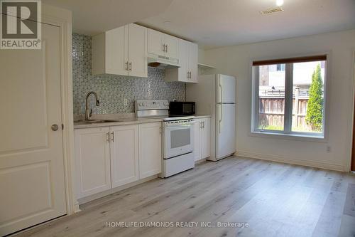 Bsmt - 584 Pinery Trail, Waterloo, ON - Indoor Photo Showing Kitchen