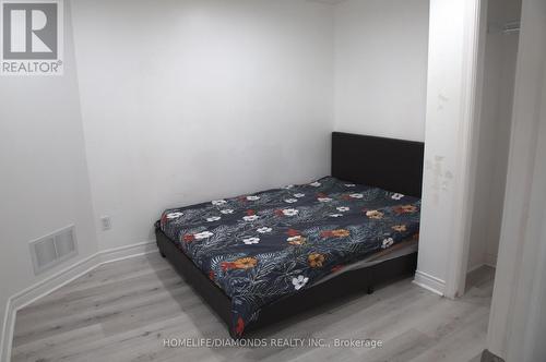 Bsmt - 584 Pinery Trail, Waterloo, ON - Indoor Photo Showing Bedroom