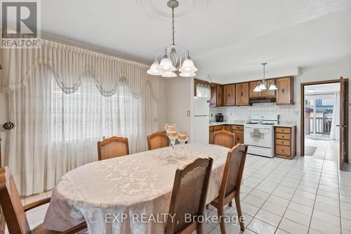 6286 Culp Street, Niagara Falls, ON - Indoor Photo Showing Dining Room