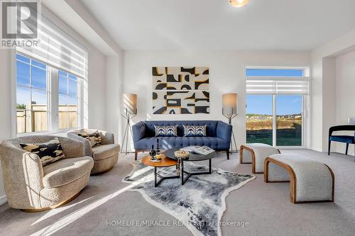 230 Maclachlan Avenue, Haldimand, ON - Indoor Photo Showing Living Room