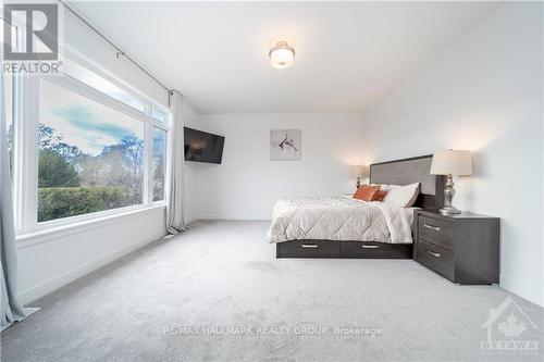 614 Kenabeek Terrace, Ottawa, ON - Indoor Photo Showing Bedroom