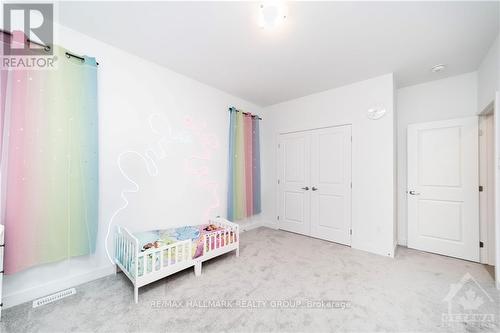 614 Kenabeek Terrace, Ottawa, ON - Indoor Photo Showing Bedroom