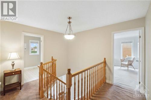 8 Spindle Way, Stittsville, ON - Indoor Photo Showing Other Room