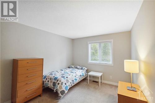 8 Spindle Way, Stittsville, ON - Indoor Photo Showing Bedroom