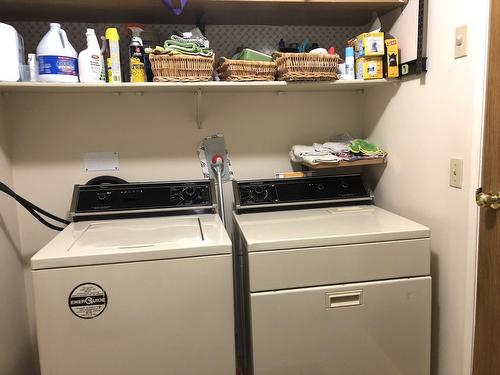 103-2806 35 Street, Vernon, BC - Indoor Photo Showing Laundry Room