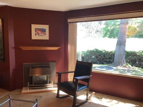 103-2806 35 Street, Vernon, BC - Indoor With Fireplace