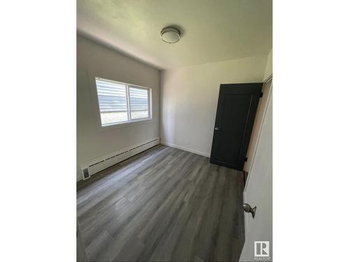 10651 108 Av Nw, Edmonton, AB - Indoor Photo Showing Other Room