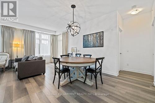 209 - 40 Horseshoe Boulevard, Oro-Medonte, ON - Indoor Photo Showing Dining Room