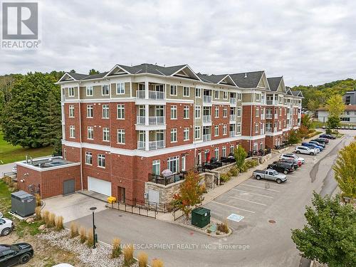 209 - 40 Horseshoe Boulevard, Oro-Medonte, ON - Outdoor With Balcony