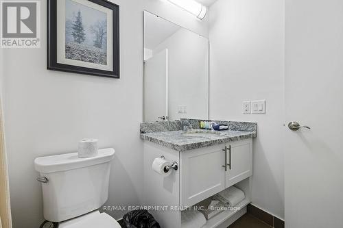 209 - 40 Horseshoe Boulevard, Oro-Medonte, ON - Indoor Photo Showing Bathroom