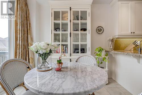 2130 Emily Circle, Oakville, ON - Indoor Photo Showing Dining Room