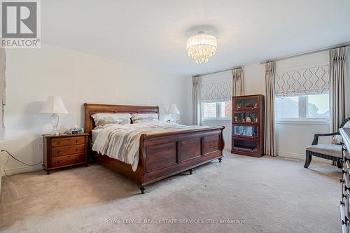 2130 Emily Circle, Oakville, ON - Indoor Photo Showing Bedroom