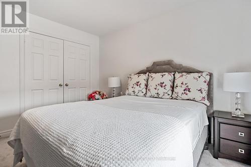 2130 Emily Circle, Oakville, ON - Indoor Photo Showing Bedroom