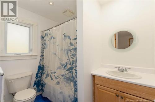 36 Crescent Street, Sackville, NB - Indoor Photo Showing Bathroom