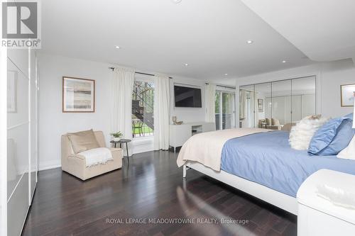 1 Terry Court, Halton Hills, ON - Indoor Photo Showing Bedroom