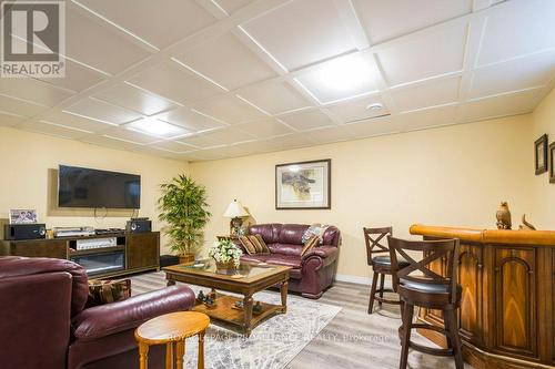 54 Stonecrest Boulevard, Quinte West, ON - Indoor Photo Showing Living Room