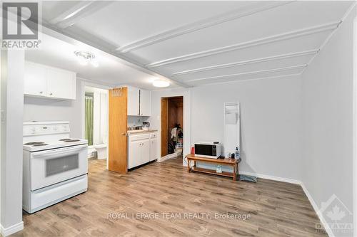 1112 Fifth Street E, Cornwall, ON - Indoor Photo Showing Kitchen