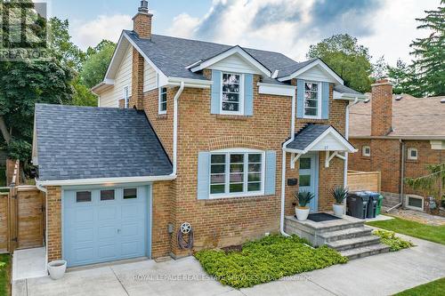 17 Cumberland Drive, Mississauga, ON - Outdoor With Facade