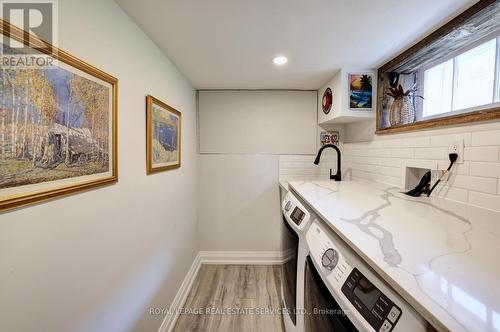 17 Cumberland Drive, Mississauga, ON - Indoor Photo Showing Laundry Room