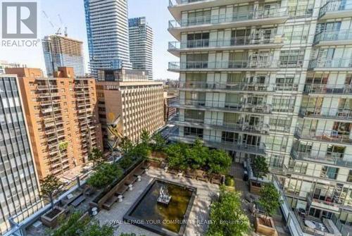 1206 - 89 Dunfield Avenue, Toronto, ON - Outdoor With Balcony With Facade