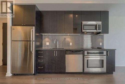 1206 - 89 Dunfield Avenue, Toronto, ON - Indoor Photo Showing Kitchen With Stainless Steel Kitchen With Upgraded Kitchen