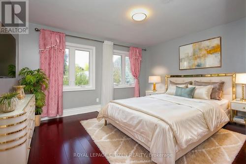 6 Medonte Avenue, Toronto, ON - Indoor Photo Showing Bedroom