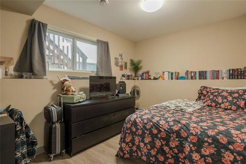 31 Habs Bay, La Broquerie, MB - Indoor Photo Showing Bedroom